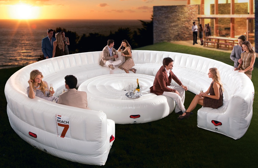 beach7 airlounge xl – a 30 person inflatable lounge